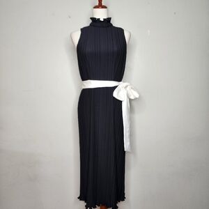 Alice + Olivia Black Midi Pleated Dress with White Waist Sash